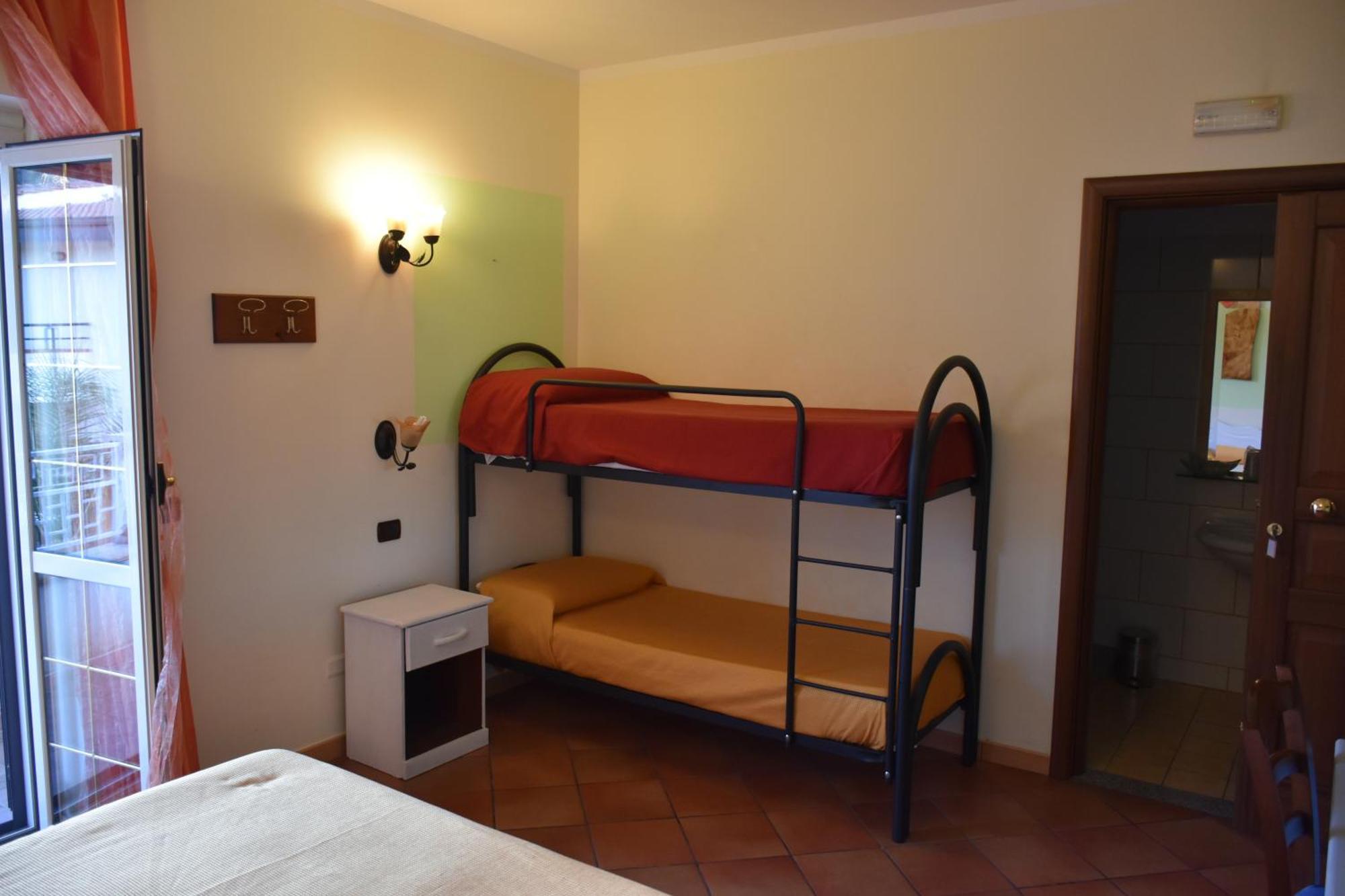 Il Melograno Hotel Nicotera Luaran gambar