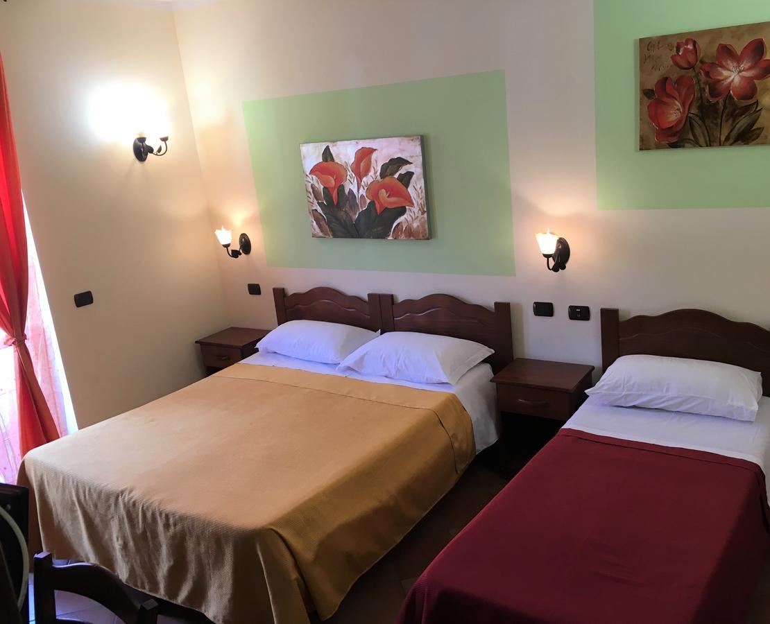 Il Melograno Hotel Nicotera Luaran gambar